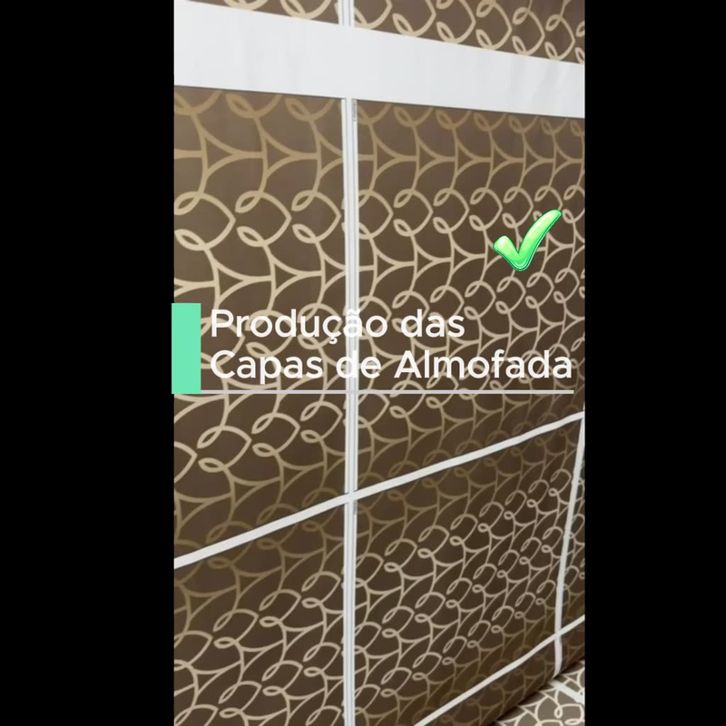 Kit 4 Capas de Almofada Decorativas Folhagens Douradas 45x45 cm